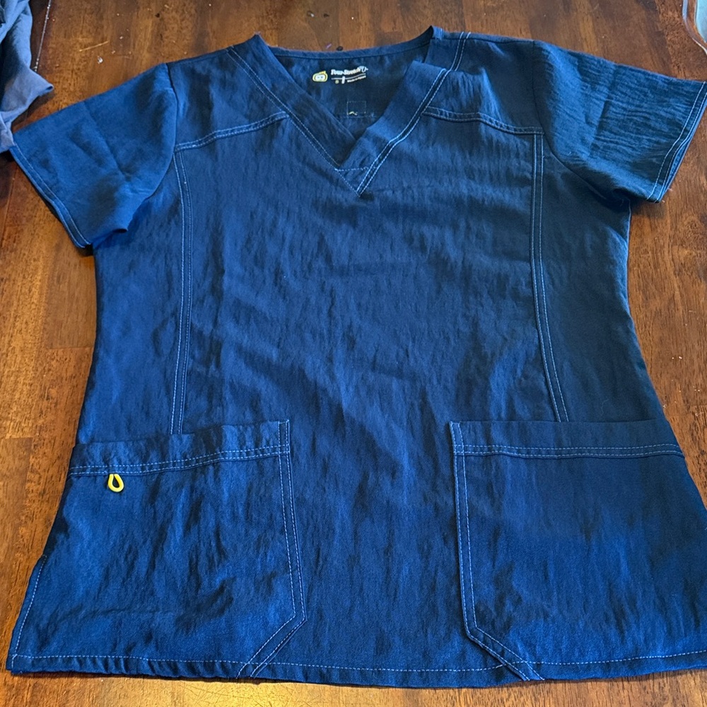 Wonder Wink Navy Scrub Top